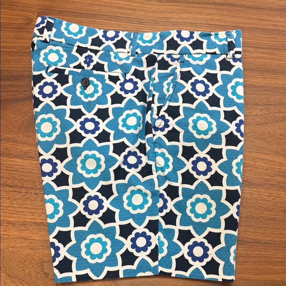 Stylish Blue Floral Women's Shorts